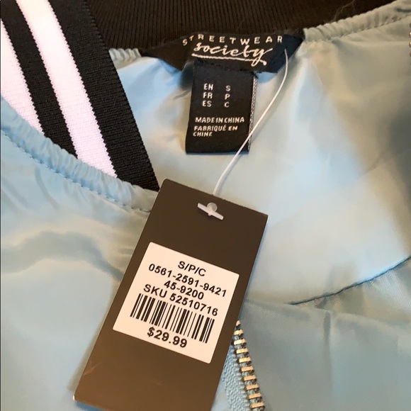 Light bomber jacket. - Picture 2 of 4